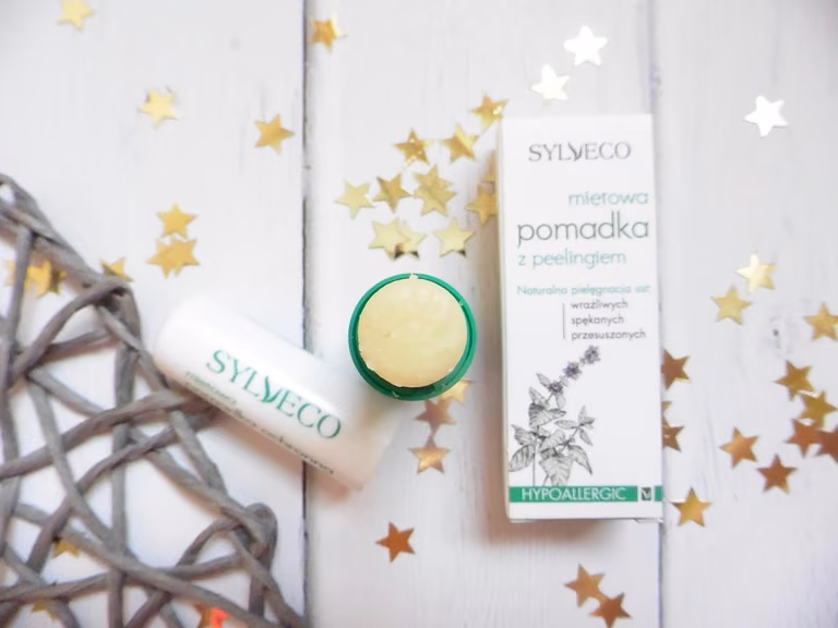 Peeling ust - moi ulubieńcy, przepisy na domowy peeling