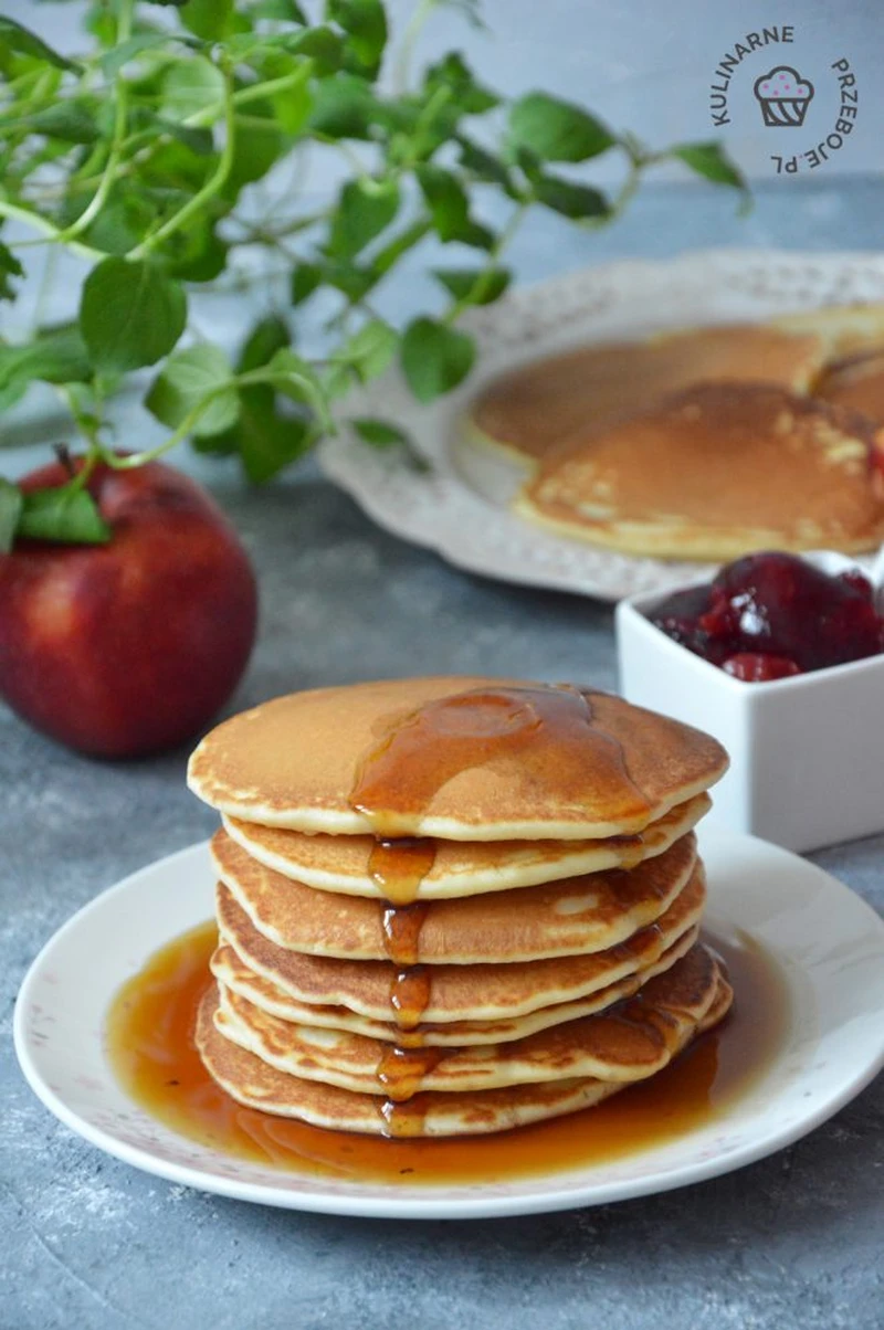 Pancakes - pyszne i puszyste placuszki śniadaniowe!