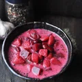 Zupa z burakami i czerwoną fasolą