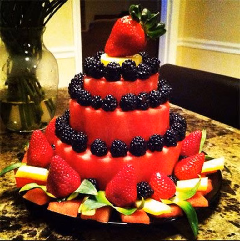 Tort owocowy