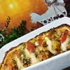 Surowa pierś kurczaka z serkiem mozzarella i papryką konserwową