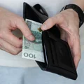 Ważne zmiany dla osób na umowie zlecenie! Kary dla pracodawców, stawka godzinowa i wypłata na czas