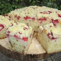 Ciasto maślankowe z truskawkami i kruszonką-szybkie, pulchne i pyszne :)