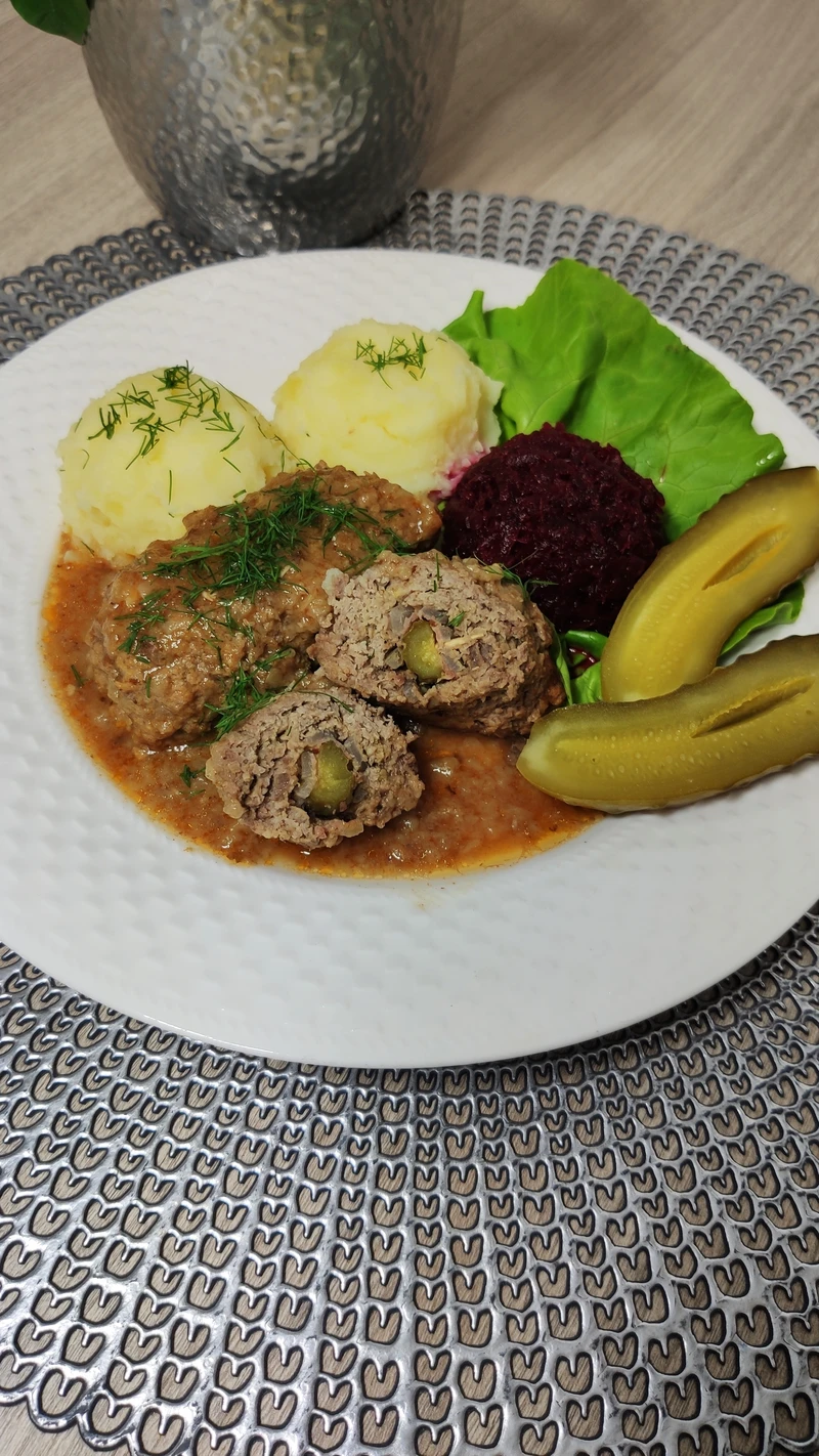 Zrazy wołowe w sosie