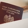15 minut czekania na nowy paszport! Kolejne 3 lotniska otwierają punkty dla turystów!