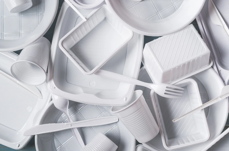 Dodatkowe opłaty za plastik! Znamy szczegóły i stawki!