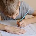 Koniec zadań domowych? Kontrowersyjna propozycja! Czy ma to sens?