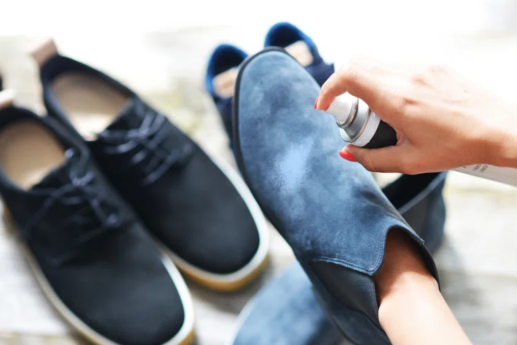 Zdjęcie Jak czyścić zamszowe buty? Domowe sposoby #1