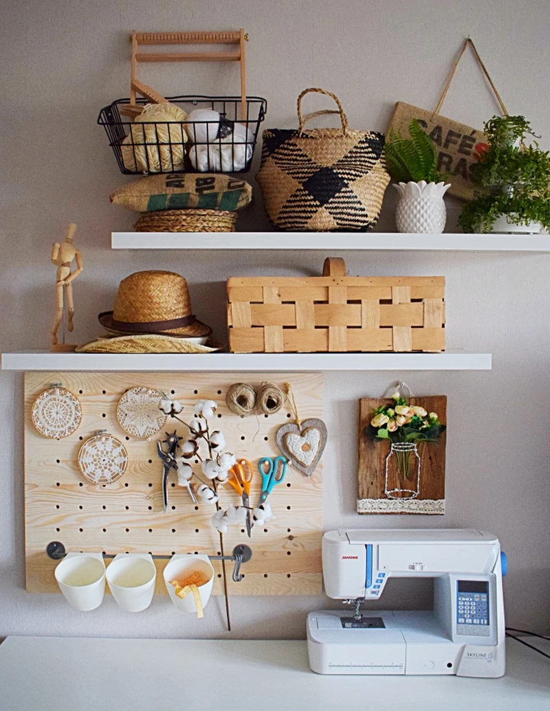 DIY - Tablica na ścianę, czyli jak zaprowadzić porządek na biurku