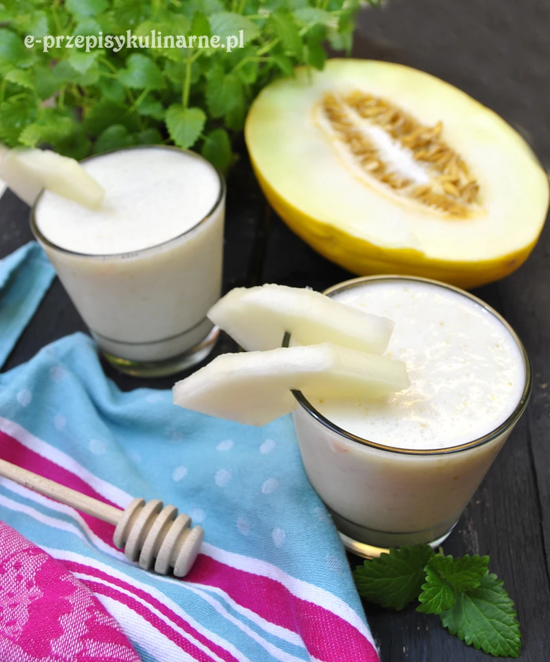 KOKTAJL Z BANANEM I MELONEM