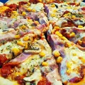 Recepta na pizzę jak z pizzerii: Idealne ciasto i sos bazowy