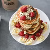 Pancakes z czekoladowym musem i owocami