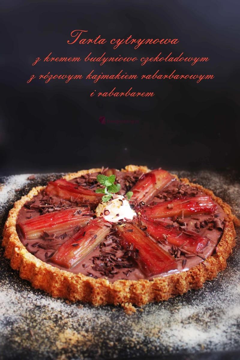 Tarta z kremem czekoladowym i rabarbarem
