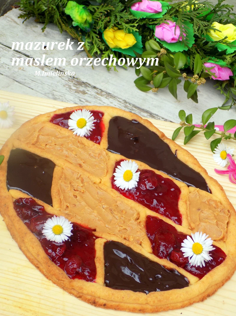 mazurek z masłem orzechowym