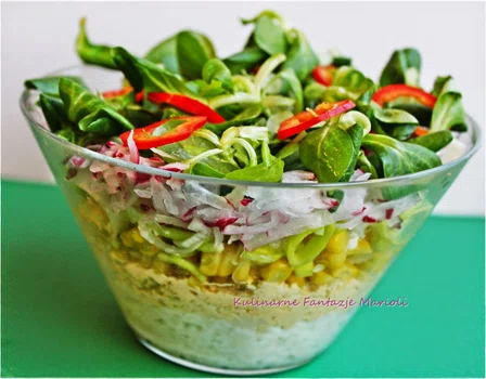 Sałatka warstwowa - dietetyczna