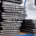 Laptopy za miliony kurzą się w magazynach! Rząd ogłasza konkurs na zgarnięcie 15 tys. urządzeń