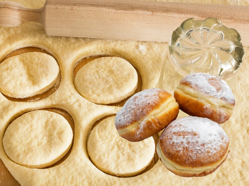 Dodaj tą jedną rzecz a pączki będą mniej tłuste! Ten sposób znały już nasze babcie.