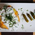 Ofenkartoffeln, pyry z gzikiem, czyli pieczone ziemniaki z twarożkiem