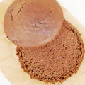 Nie wylewaj wpody po ciecierzycy z puszki – zrobisz z niej czekoladowy biszkopt i to bez jajek! :)