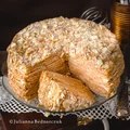 Tort napoleon karmelowy