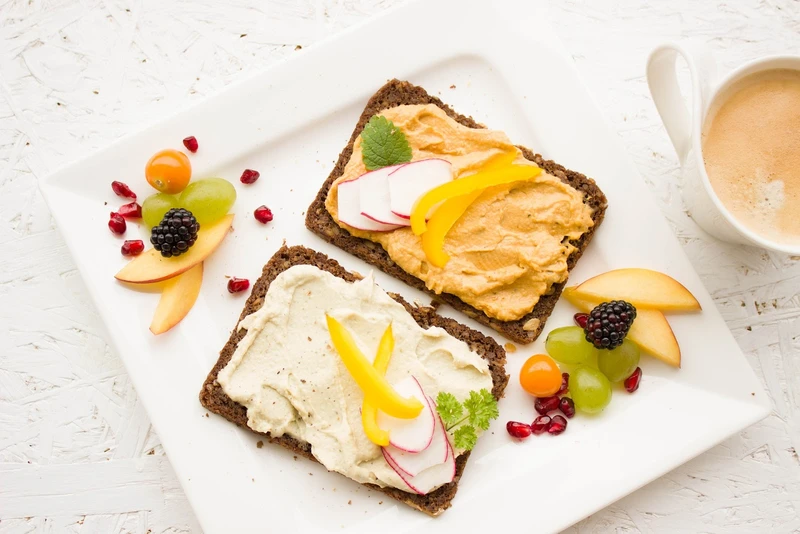 PRAWIDŁOWA DIETA W CIĄŻY - JEDZ DLA DWOJGA A NIE ZA DWOJE