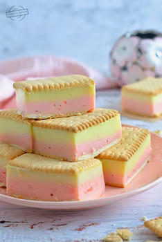 Ciasto pastelowe z serka homogenizowanego (bez pieczenia)
