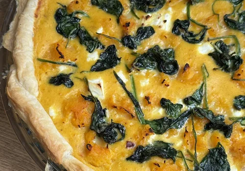 Tarta dyniowa ze szpinakiem i fetą