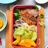 PRZEPIS NA LUNCH BOXA DO PRACY! PIECZONY INDYK Z SAŁATKĄ NA SŁODKO.