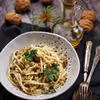 Spaghetti z orzechami włoskimi – obiad w 25 minut