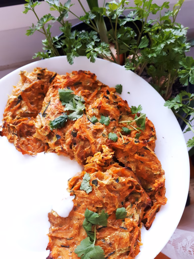 PIECZONE PLACKI Z BATATA I CUKINII