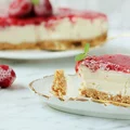 Puszyste Ciasto Na Zimno Z Frużeliną Truskawkową