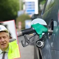 Dlaczego w Wielkiej Brytanii brakuje paliwa? Czy to wina Brexitu?