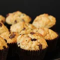 Muffiny z whiskey i czekoladowymi drobinkami