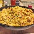 Spaghetti z krewetkami w maślanym sosie