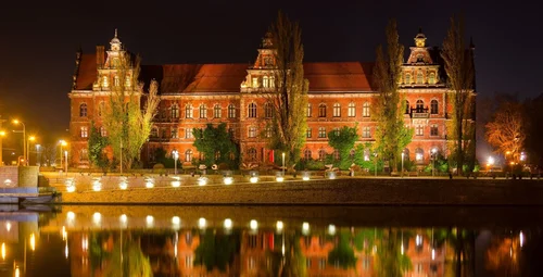 Zbliża się najbardziej kulturalna noc w roku w Polsce! Nie przegap wyjątkowych atrakcji!